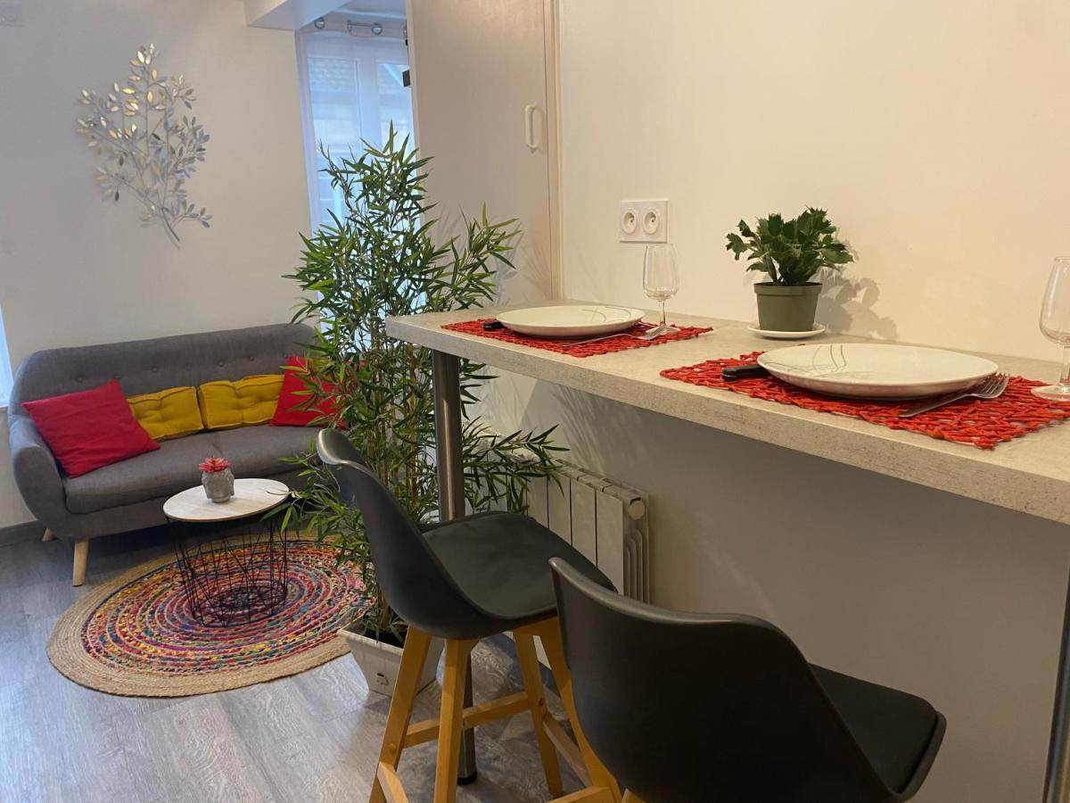 Charmant Appartement Proche Du Centre Ville Кан Екстериор снимка