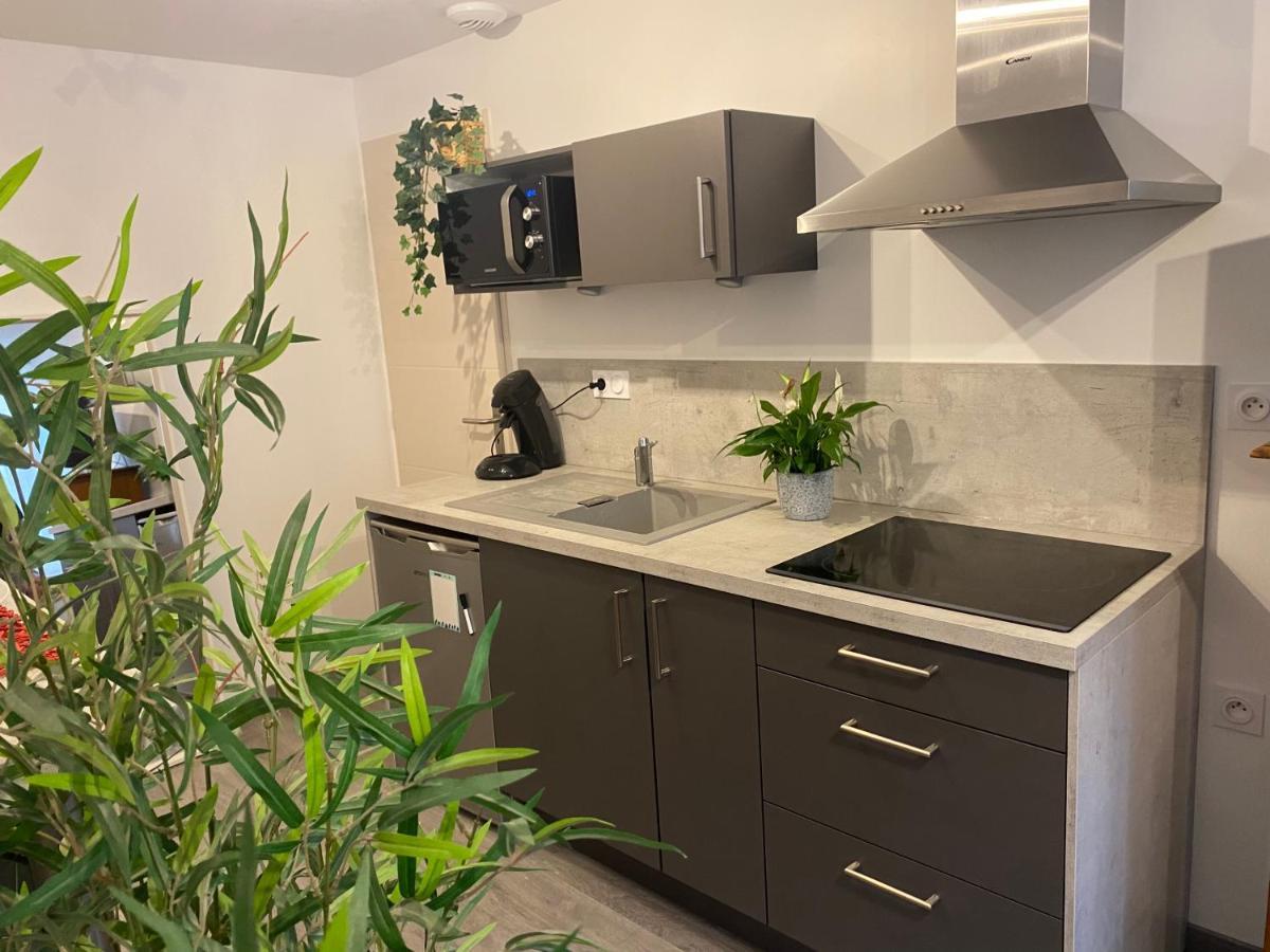 Charmant Appartement Proche Du Centre Ville Кан Екстериор снимка